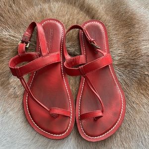 Bernardo red toe ring sandal